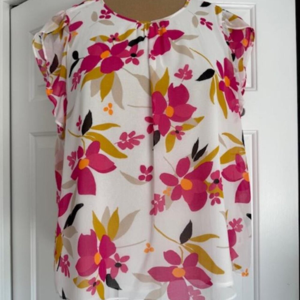 Floral Round Neckline Short Flutter Sleeve